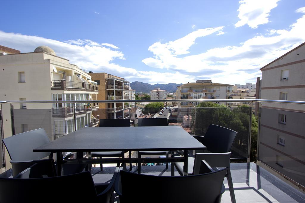 Inmosantos Apartaments Nuria Росас Номер фото